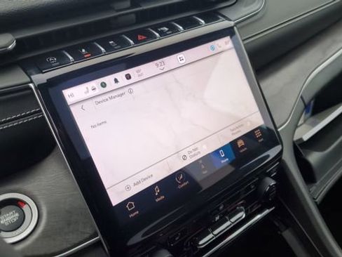 Certified 2023 Jeep Grand Cherokee Limited image 19