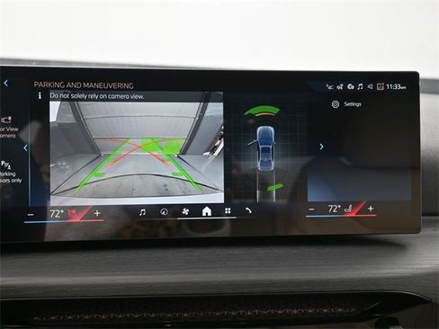 New 2026 BMW 330i Sedan w/ Premium Package image 3