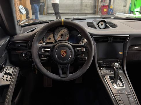 Used 2019 Porsche 911 GT3 RS RWD image 14