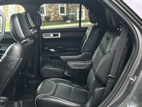 Used 2022 Ford Explorer ST w/ Equipment Group 401A image 23