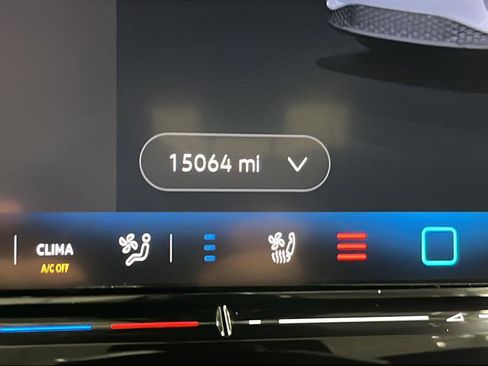 Used 2024 Volkswagen ID.4 Pro S image 10