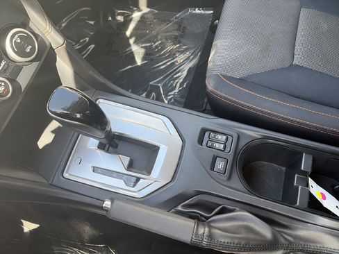 Certified 2023 Subaru Crosstrek 2.0i Premium AWD/4WD image 23