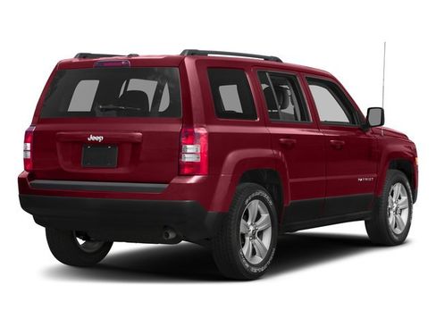 Used 2017 Jeep Patriot High Altitude image 5