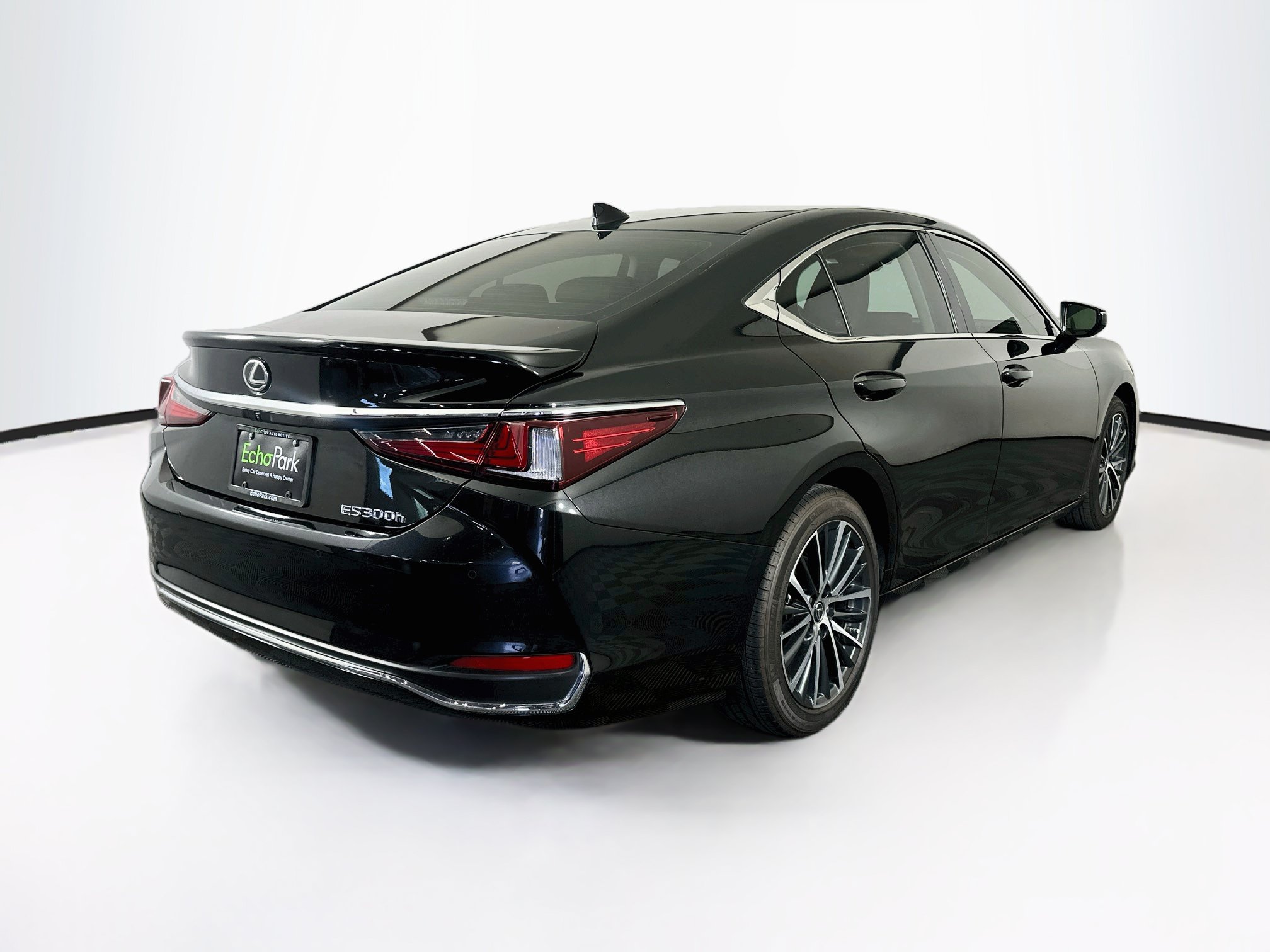 Used 2024 Lexus ES 300h w/ Premium Package FWD image 9