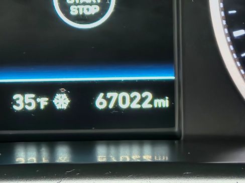 Used 2019 Hyundai Elantra Limited w/ Ultimate Package 02 image 32