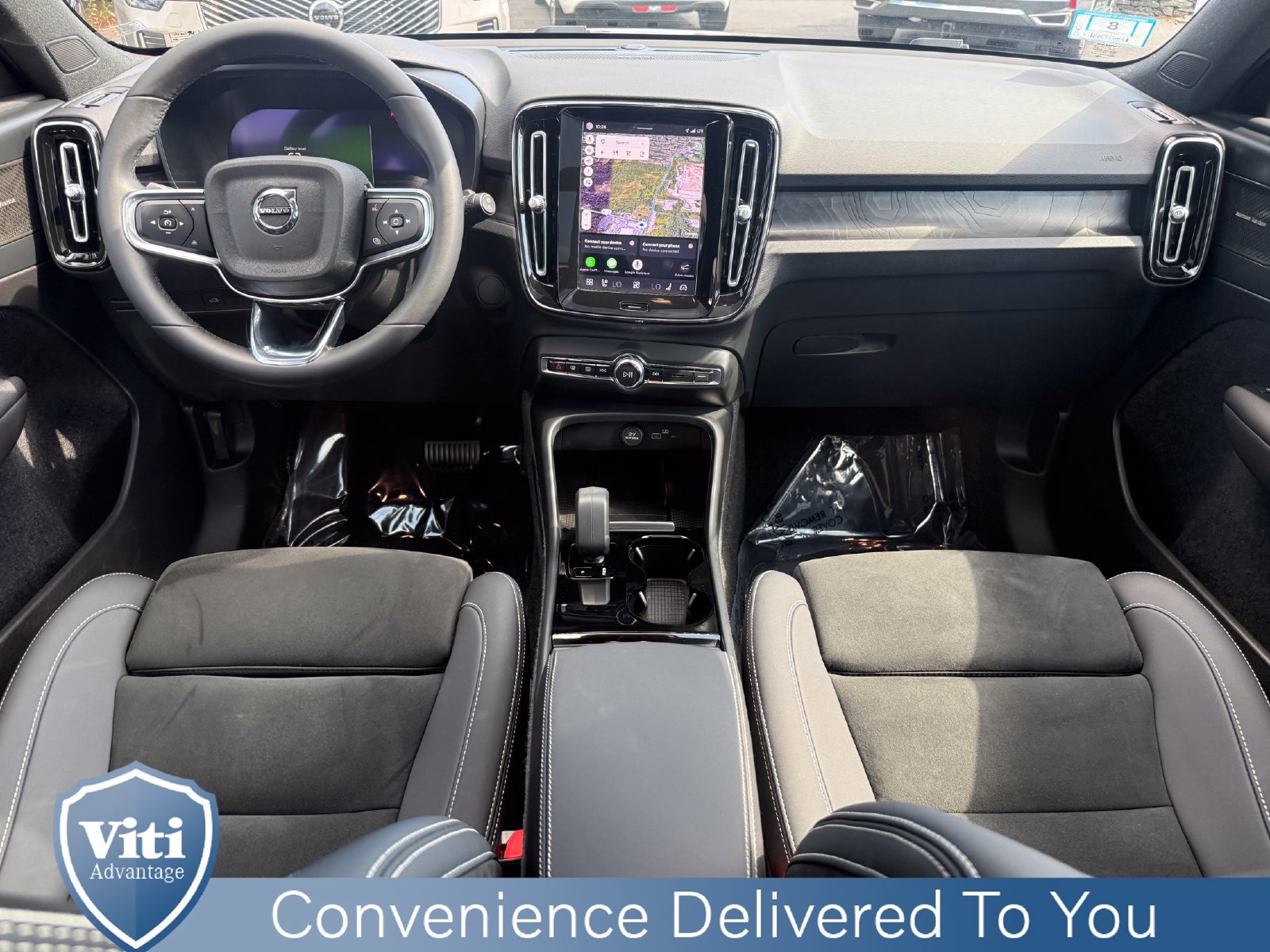 Certified 2023 Volvo XC40 Recharge Ultimate w/ Protection Package Premier AWD/4WD image 2