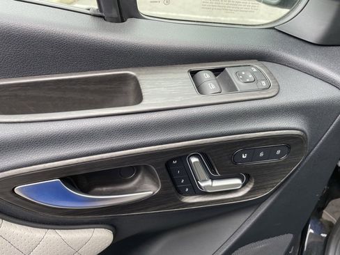 Used 2024 Mercedes-Benz Sprinter 3500 image 18