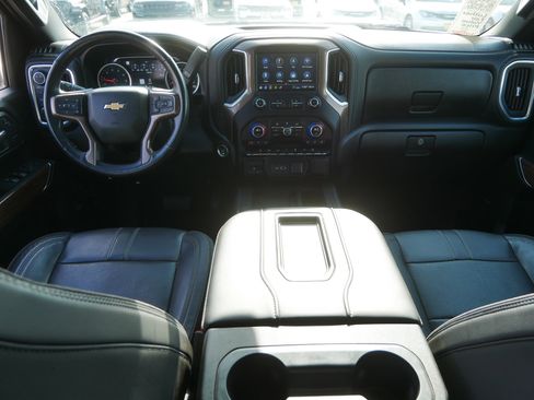 Used 2020 Chevrolet Silverado 3500 High Country w/ Z71 Off-Road Package image 10