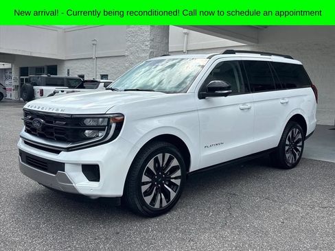 Used 2026 Ford Expedition Platinum w/ Driver's Package AWD/4WD image 23