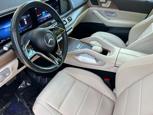 Certified 2024 Mercedes-Benz GLE 450 4MATIC image 4