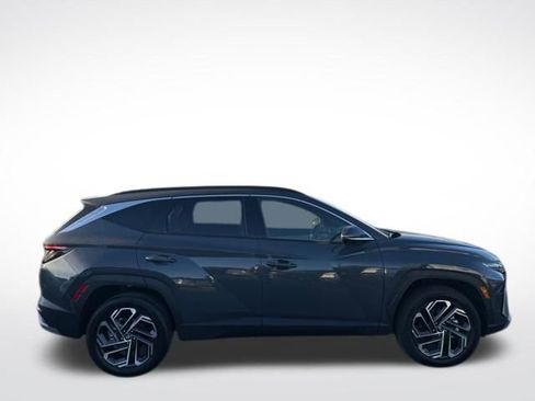 Used 2025 Hyundai Tucson Limited AWD/4WD image 5