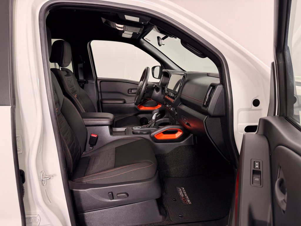 Used 2026 Nissan Frontier PRO-4X AWD/4WD image 19