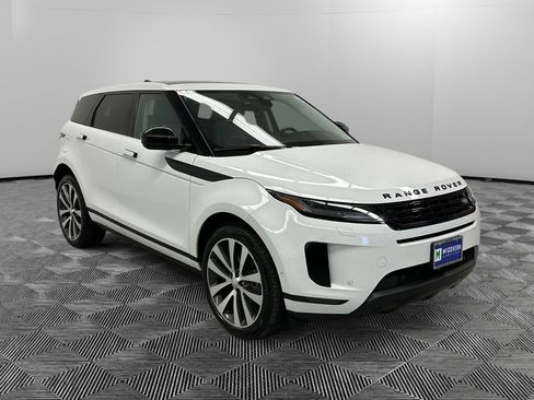 Used 2025 Land Rover Range Rover Evoque S AWD/4WD image 7