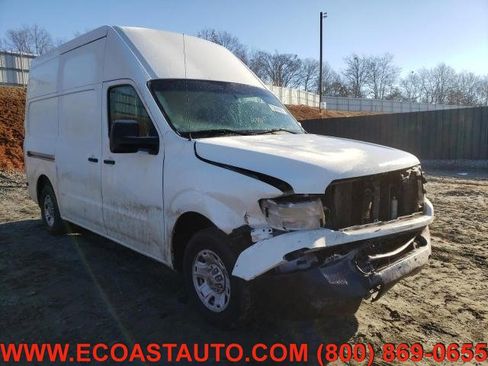 Used 2016 Nissan NV 2500 SV image 1