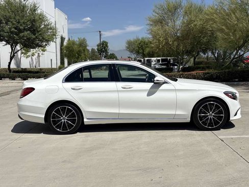 Used 2019 Mercedes-Benz C 300 Sedan image 2
