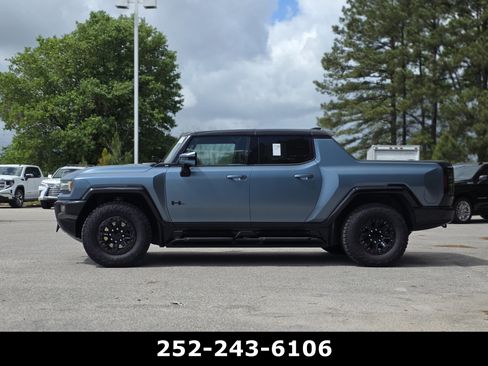 Used 2024 GMC Hummer EV 3X w/ Omega Edition AWD/4WD image 4