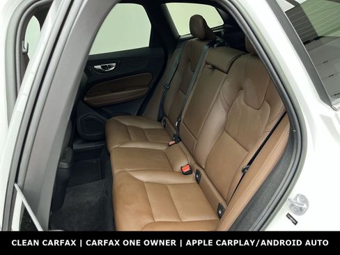 Used 2023 Volvo XC60 B5 Plus AWD/4WD image 12
