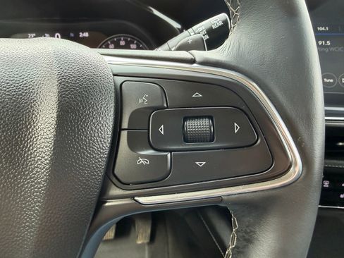 Used 2023 Buick Envision Essence image 15