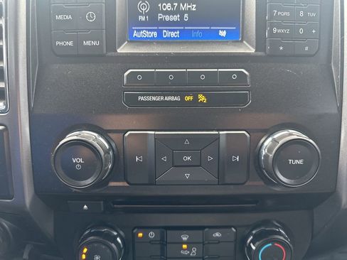 Used 2016 Ford F150 XLT w/ Trailer Tow Package AWD/4WD image 4