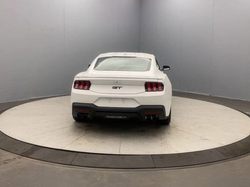 Used 2024 Ford Mustang GT Premium RWD image 4