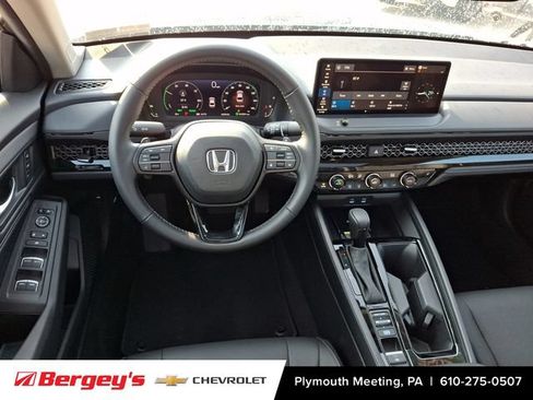 Used 2025 Honda Accord EX-L image 12