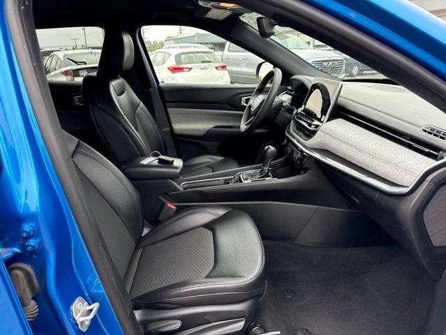 Used 2024 Jeep Compass Latitude AWD/4WD image 9