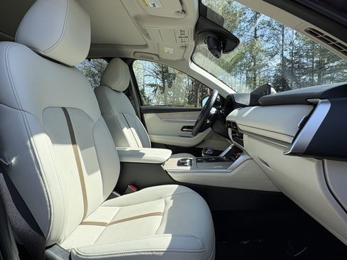 Used 2024 MAZDA CX-90 3.3 Turbo w/ Premium Plus Pkg image 14