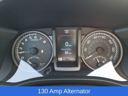 Used 2017 Toyota Tacoma TRD Sport w/ Premium & Technology Package image 18