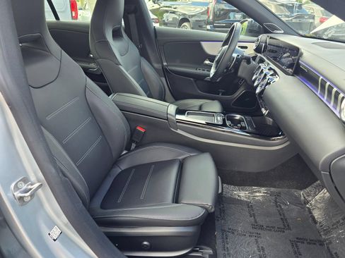 Used 2025 Mercedes-Benz CLA 35 AMG 4MATIC image 25