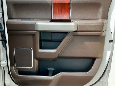 Used 2019 Ford F150 King Ranch w/ Equipment Group 601A Luxury AWD/4WD image 26