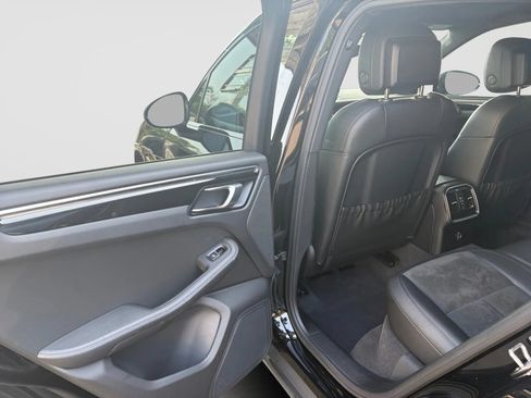Used 2018 Porsche Macan S AWD/4WD image 14