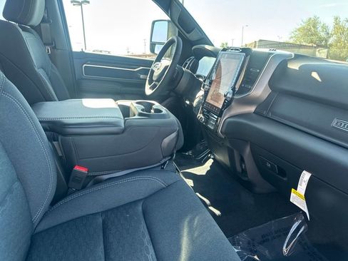 New 2026 RAM 1500 Big Horn AWD/4WD image 13