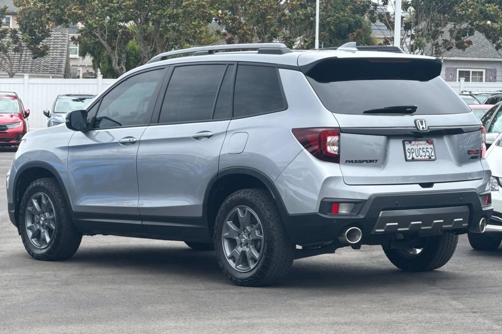 Used 2025 Honda Passport TrailSport image 6