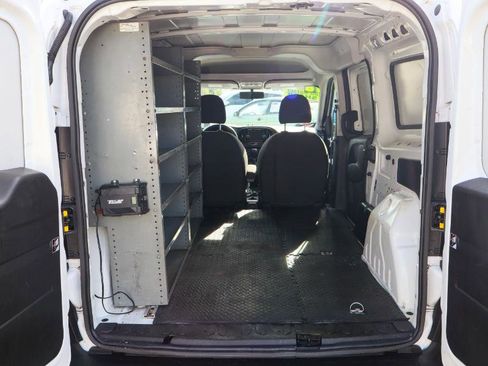 Used 2018 RAM ProMaster City Tradesman image 7