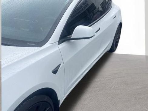 Used 2023 Tesla Model 3 Performance AWD/4WD image 3