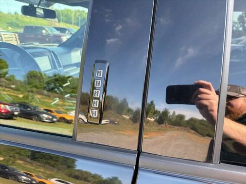 Used 2018 Ford F150 XLT w/ Equipment Group 302A Luxury AWD/4WD image 9