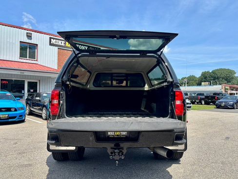 Used 2015 GMC Sierra 3500 Denali w/ Duramax Plus Package AWD/4WD image 30