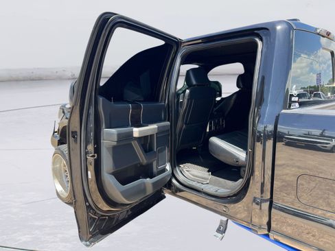 Used 2022 Ford F250 Lariat AWD/4WD image 17
