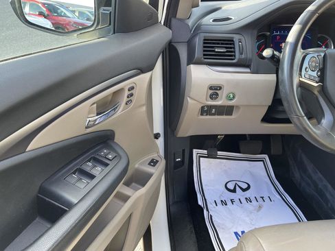 Used 2022 Honda Pilot EX-L image 2