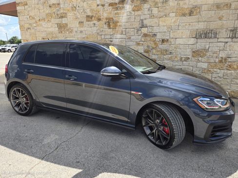 Used 2020 Volkswagen GTI SE FWD image 19