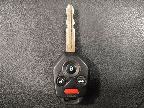 Used 2013 Subaru Impreza 2.0i Limited image 32