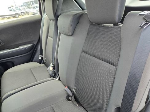 Used 2019 Honda HR-V Sport image 11
