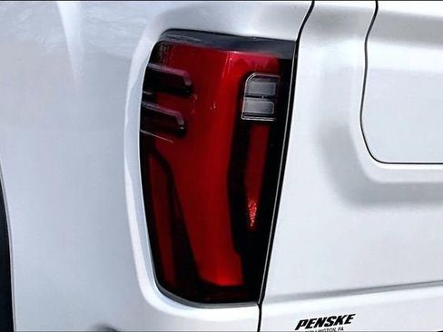 Certified 2024 GMC Sierra 2500 Denali w/ Denali Reserve Package AWD/4WD image 34