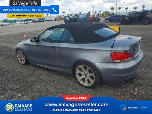 Used 2011 BMW 135i Convertible image 3