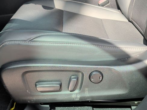 Certified 2022 Lexus RX 350 FWD w/ Premium Package image 10