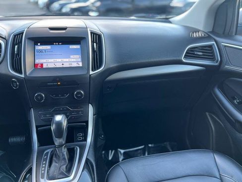 Used 2016 Ford Edge SEL w/ Equipment Group 201A AWD/4WD image 11