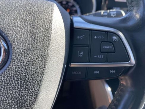 Used 2021 Toyota Highlander Platinum image 37