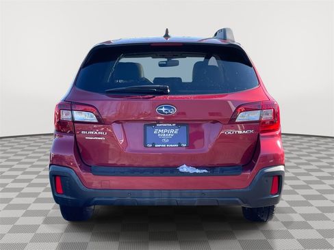 Used 2018 Subaru Outback 2.5i Limited image 6