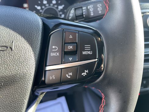 Used 2022 Ford Escape SEL w/ SEL Stealth AWD Package image 12