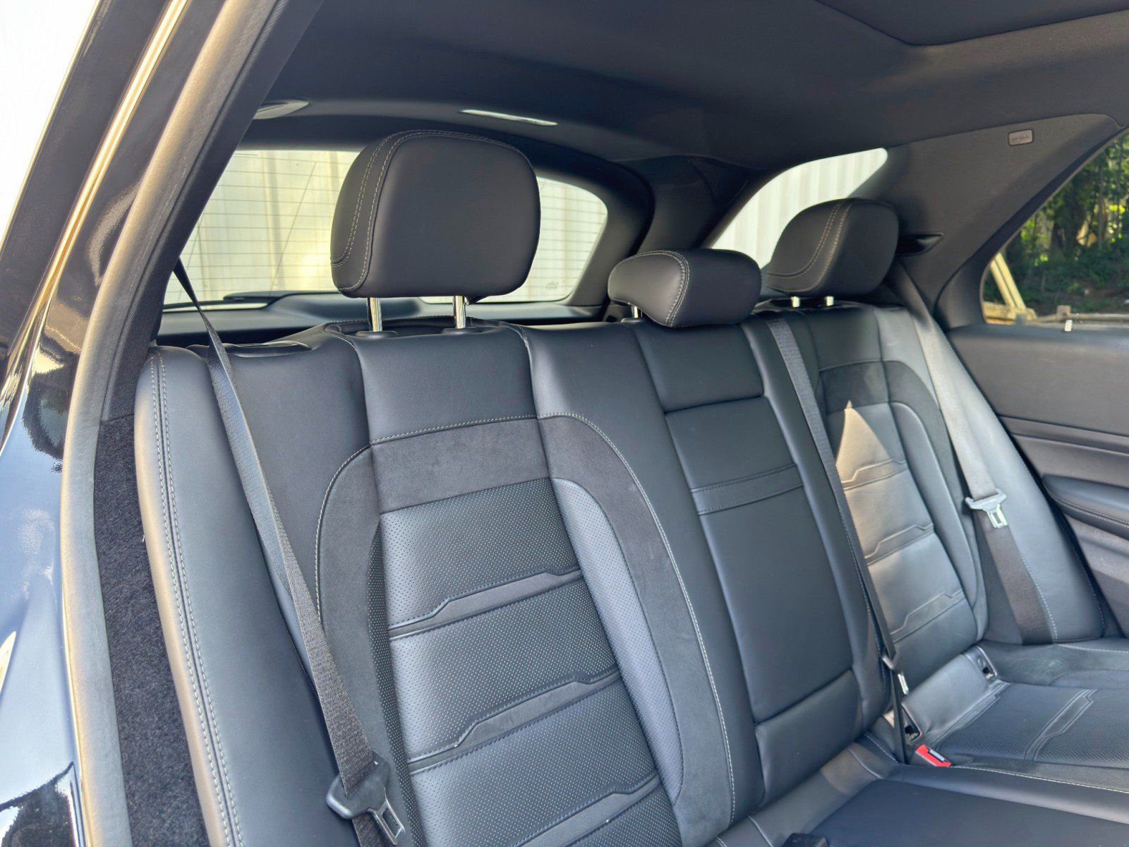 Used 2023 Mercedes-Benz GLE 53 AMG 4MATIC w/ Exterior Lighting Package image 47
